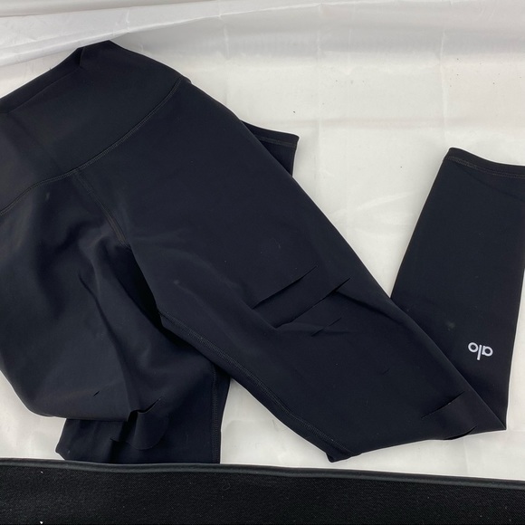 Alo Sz XS High Rise Extreme Ripped Warrior Black Leggings - Picture 12 of 16